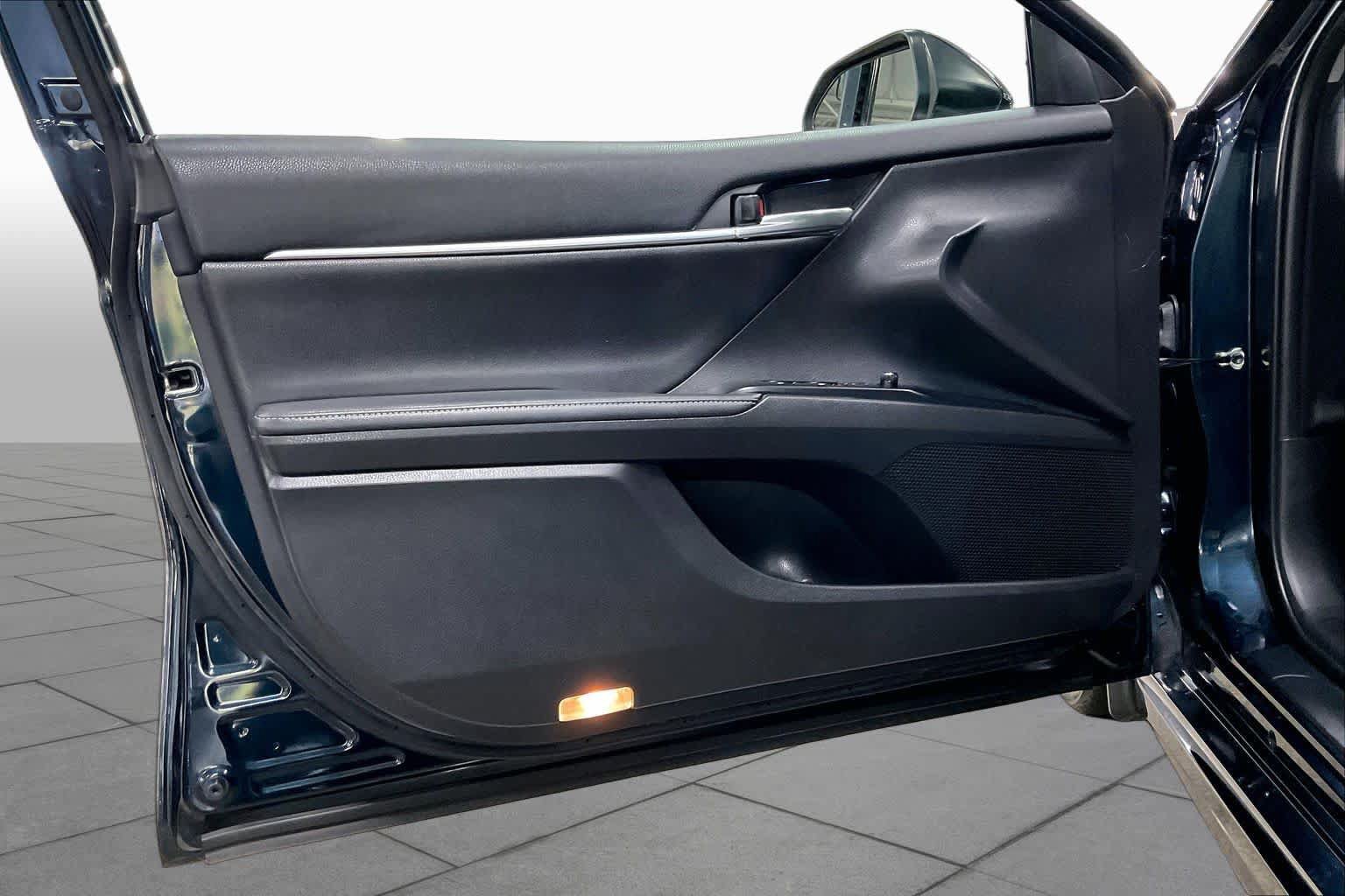 Used 2020 Toyota Camry XSE w/ Carpet Mat Package FWD image 21
