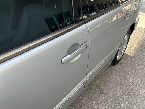 Used 2000 Mercedes-Benz E 320 Sedan image 13