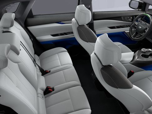 New 2025 Cadillac Optiq Luxury 1 image 11