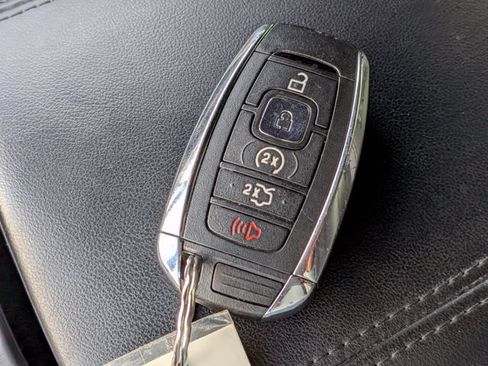Used 2020 Lincoln MKZ Reserve w/ Elements Package FWD image 31