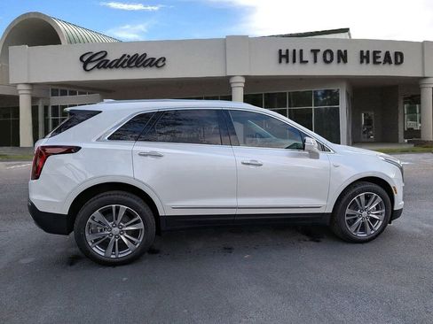 New 2026 Cadillac XT5 Premium Luxury w/ Driver Assist Package FWD image 7