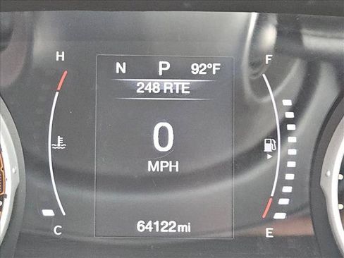 Used 2018 Jeep Compass Latitude FWD image 11