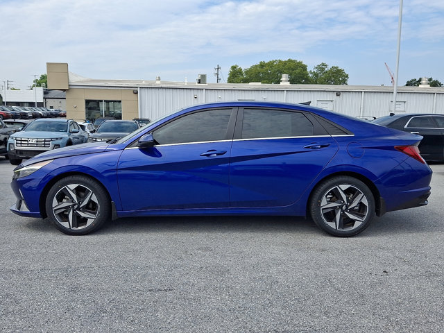 Certified 2023 Hyundai Elantra Limited FWD image 6