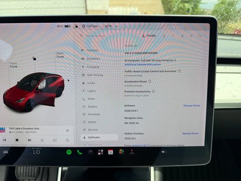 Used 2021 Tesla Model Y Long Range AWD/4WD image 22