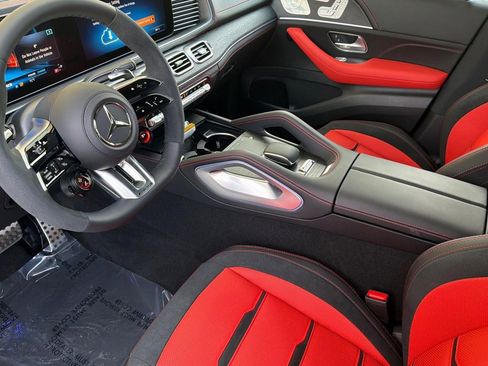 New 2025 Mercedes-Benz GLE 53 AMG 4MATIC image 4