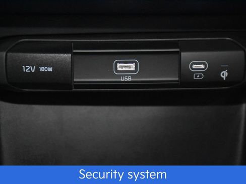 New 2025 Kia Niro EX FWD image 17