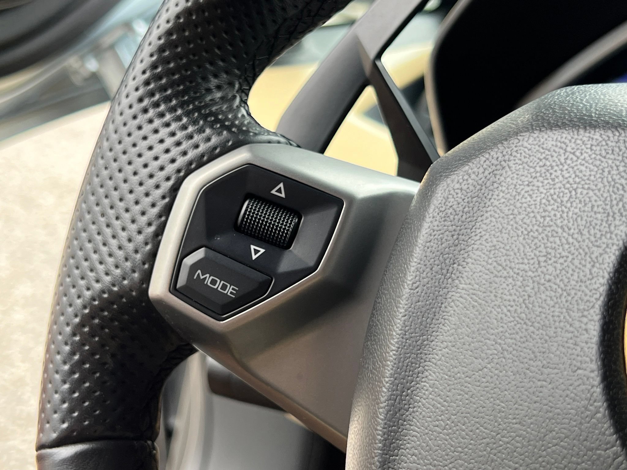 Used 2013 Lamborghini Aventador LP 700-4 AWD/4WD image 26
