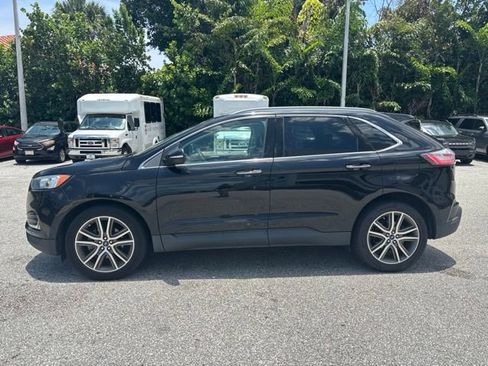Used 2020 Ford Edge Titanium w/ Cargo Accessory Package FWD image 4