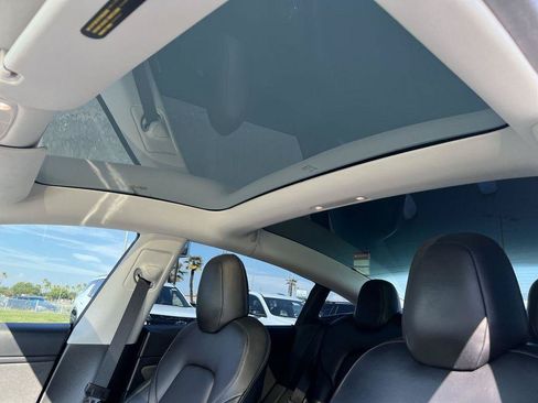Used 2020 Tesla Model 3 Long Range AWD/4WD image 22