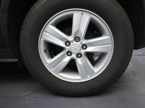Used 2021 Chevrolet Trax LS w/ Tint and Cruise Package FWD image 10