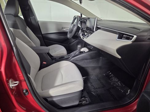 Used 2020 Toyota Corolla LE FWD image 31