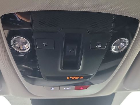 Certified 2022 Kia Sorento SX w/ Panoramic Sunroof Package AWD/4WD image 20