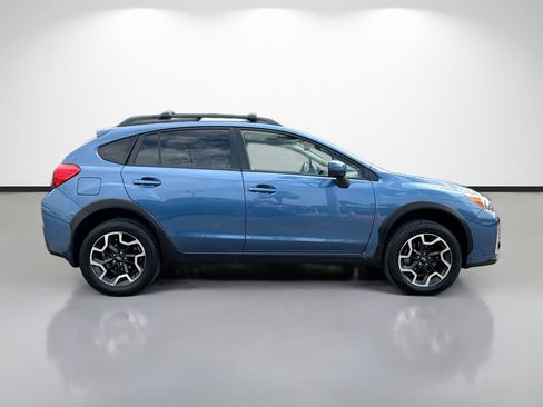 Used 2016 Subaru Crosstrek 2.0i Premium w/ Popular Package #2 AWD/4WD image 2