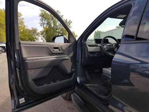 New 2026 GMC Sierra EV Elevation w/ Premium Package image 9