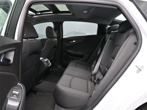 Used 2024 Chevrolet Malibu LT image 14