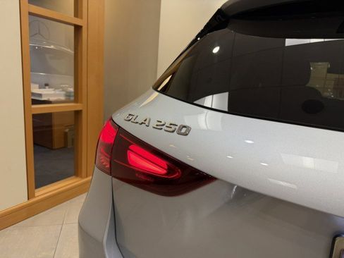 Certified 2025 Mercedes-Benz GLA 250 image 25