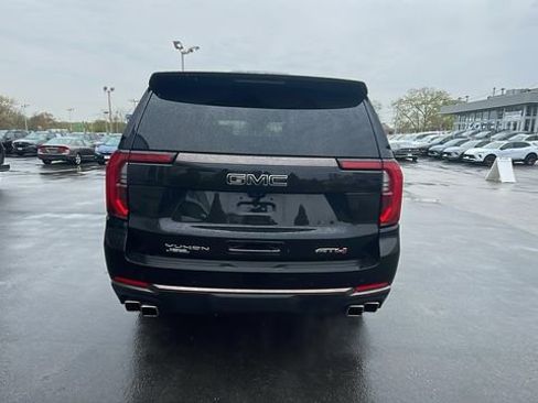 Used 2026 GMC Yukon AT4 Ultimate AWD/4WD image 7