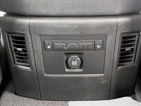 Used 2017 RAM 2500 Limited AWD/4WD image 17