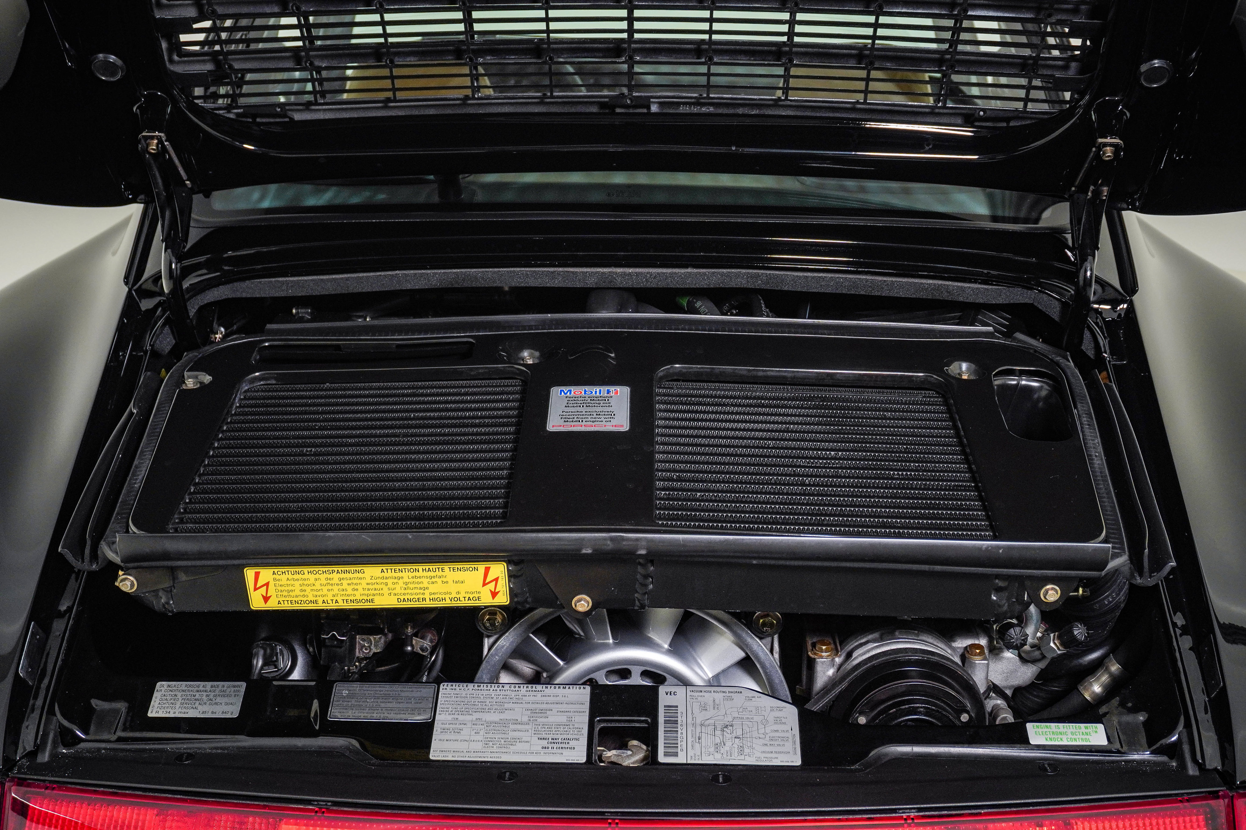 Used 1997 Porsche 911 Turbo AWD/4WD image 40