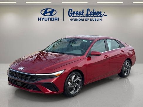 Used 2024 Hyundai Elantra SEL w/ Convenience Package image 1
