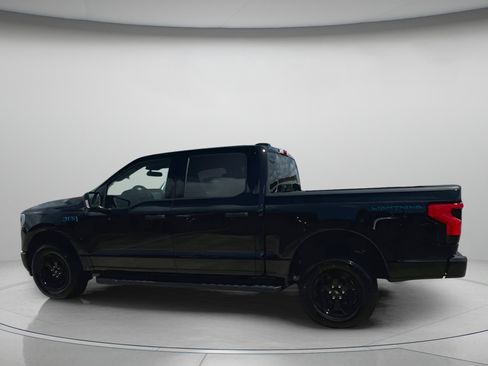 Used 2025 Ford F150 Lightning XLT image 19