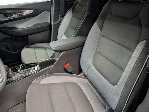 New 2026 Chevrolet TrailBlazer LT w/ LT Cold Weather Package FWD image 10