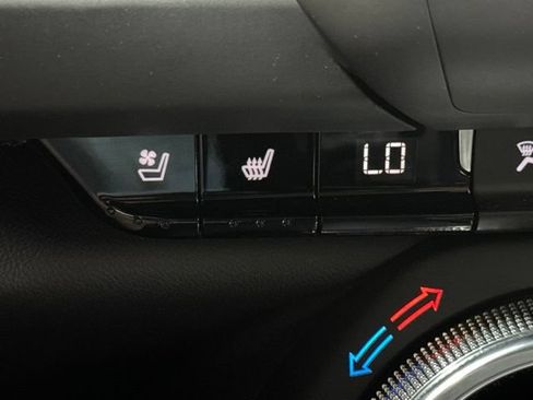 Used 2020 Chevrolet Camaro LT w/ 1LE Track Performance Package RWD image 5