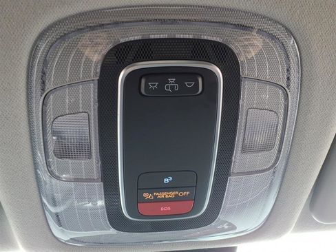 Used 2025 Hyundai Kona SEL AWD/4WD image 14