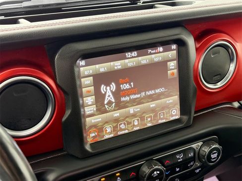 Used 2021 Jeep Wrangler Unlimited Rubicon w/ Uconnect 4C Nav & Sound Group image 15