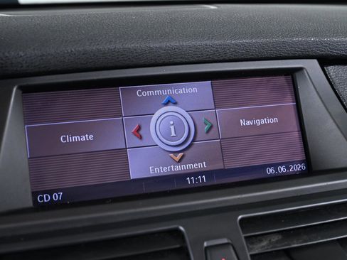 Used 2009 BMW X5 xDrive48i AWD/4WD image 14