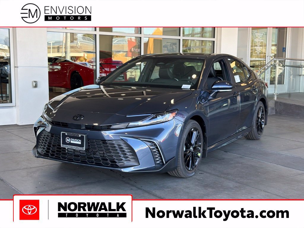 New 2026 Toyota Camry SE FWD image 1