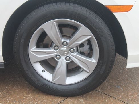 Used 2019 Honda Odyssey EX-L image 3