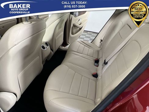 Used 2019 Mercedes-Benz GLC 300 4MATIC image 25