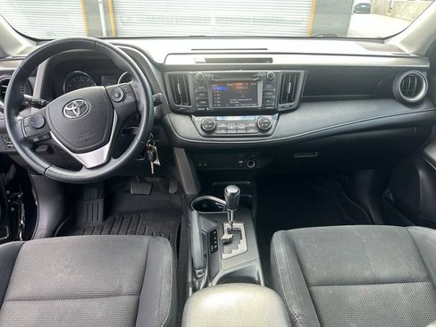 Used 2016 Toyota RAV4 XLE FWD image 10