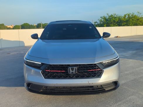 Used 2025 Honda Accord Sport image 2