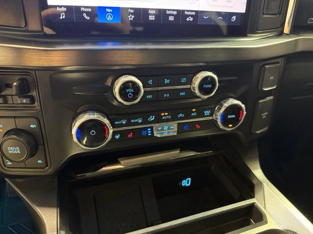 Used 2024 Ford F250 Lariat w/ Chrome Package AWD/4WD image 20