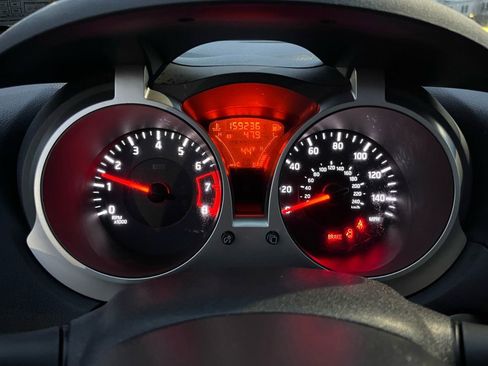 Used 2011 Nissan Juke SL image 17