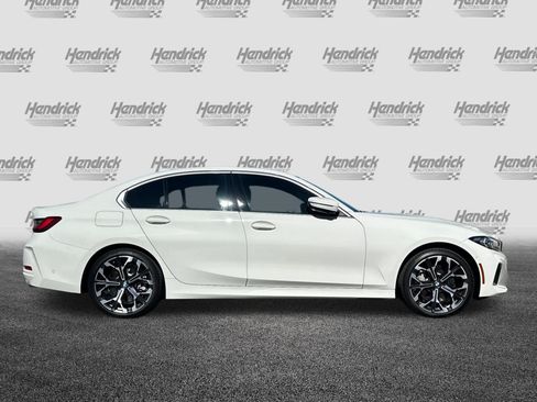 Used 2025 BMW 330i Sedan w/ Premium Package RWD image 3