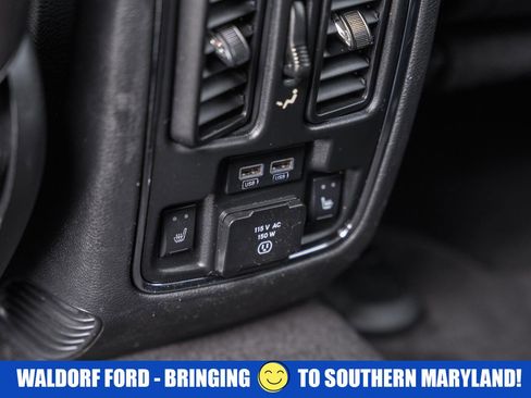 Used 2016 Dodge Durango Limited w/ Nav & Power Liftgate Group image 36