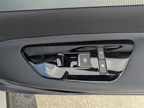 New 2025 Nissan Murano SL image 34