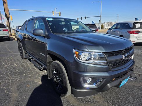 Used 2019 Chevrolet Colorado Z71 image 2