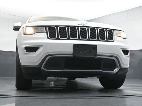 Used 2017 Jeep Grand Cherokee Limited AWD/4WD image 33