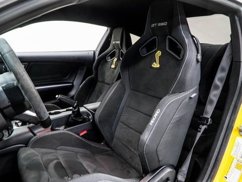 Used 2017 Ford Mustang Shelby GT350 w/ Electronics Package image 35