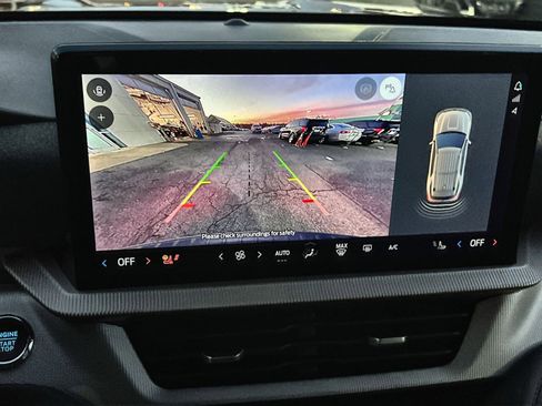 Used 2025 Ford Explorer Active w/ Active Comfort Package image 19