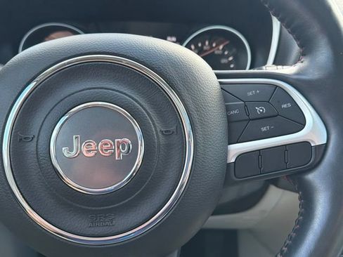 Used 2019 Jeep Compass Limited AWD/4WD image 26
