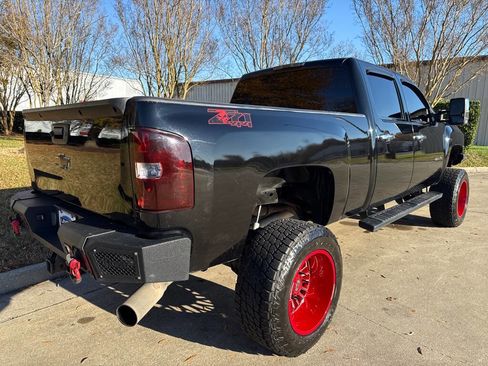 Used 2013 Chevrolet Silverado 2500 LT w/ Suspension Package, Off-Road image 3