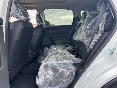 New 2026 Nissan Rogue SV w/ SV Premium Package image 12