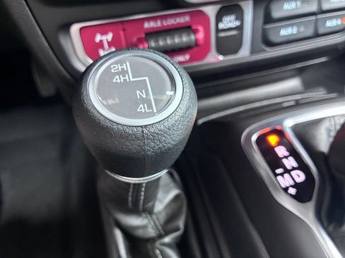 Used 2026 Jeep Wrangler Unlimited Sport AWD/4WD image 24