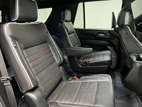 Used 2025 GMC Yukon AT4 Ultimate AWD/4WD image 55
