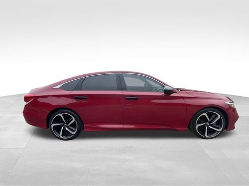 Used 2019 Honda Accord Sport image 9